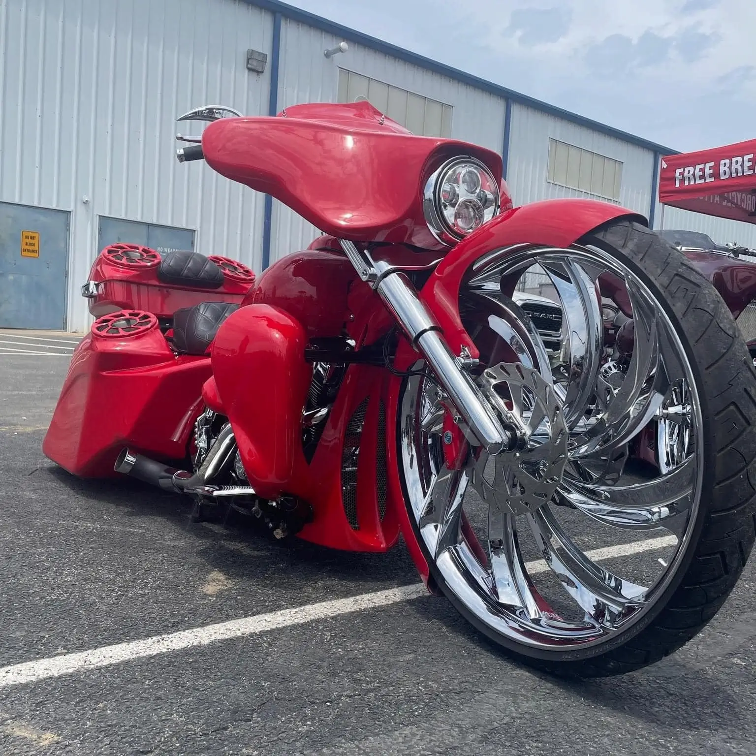 laynlowcustombaggers